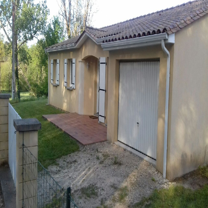 Offres de location Villa Marcillac (33860)